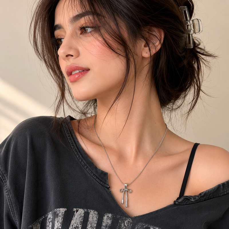 🎀 Minimalist Bow Pendant Necklace for Women